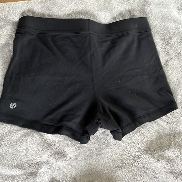 Lululemon Spandex Shorts - Picture 3 of 5